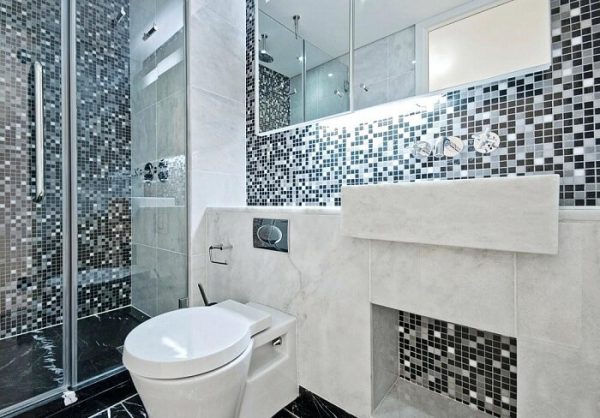 Đá mosaic thuỷ tinh: nét kỳ ảo cho không gian phòng tắm