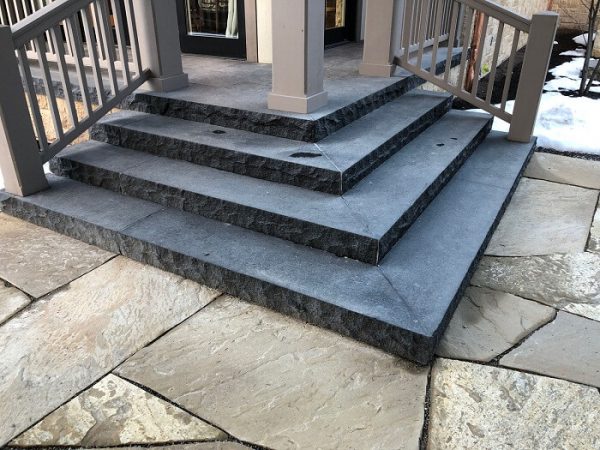 Giá đá granite ốp cầu thang mới nhất